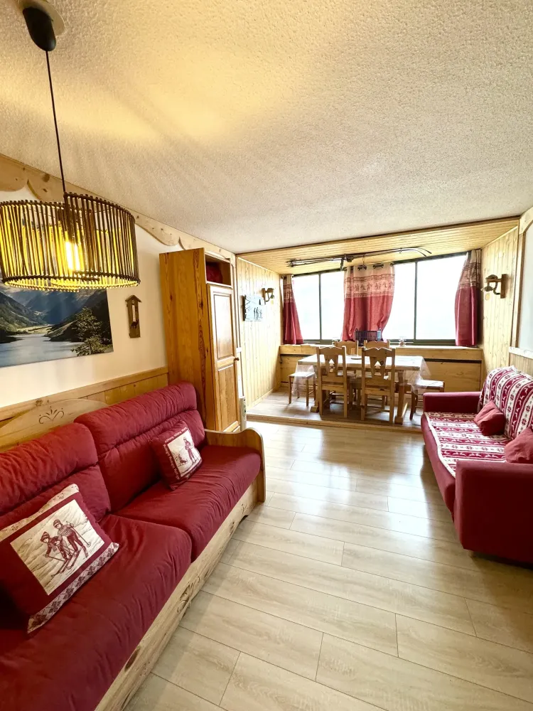 Studio, Résidence 1800